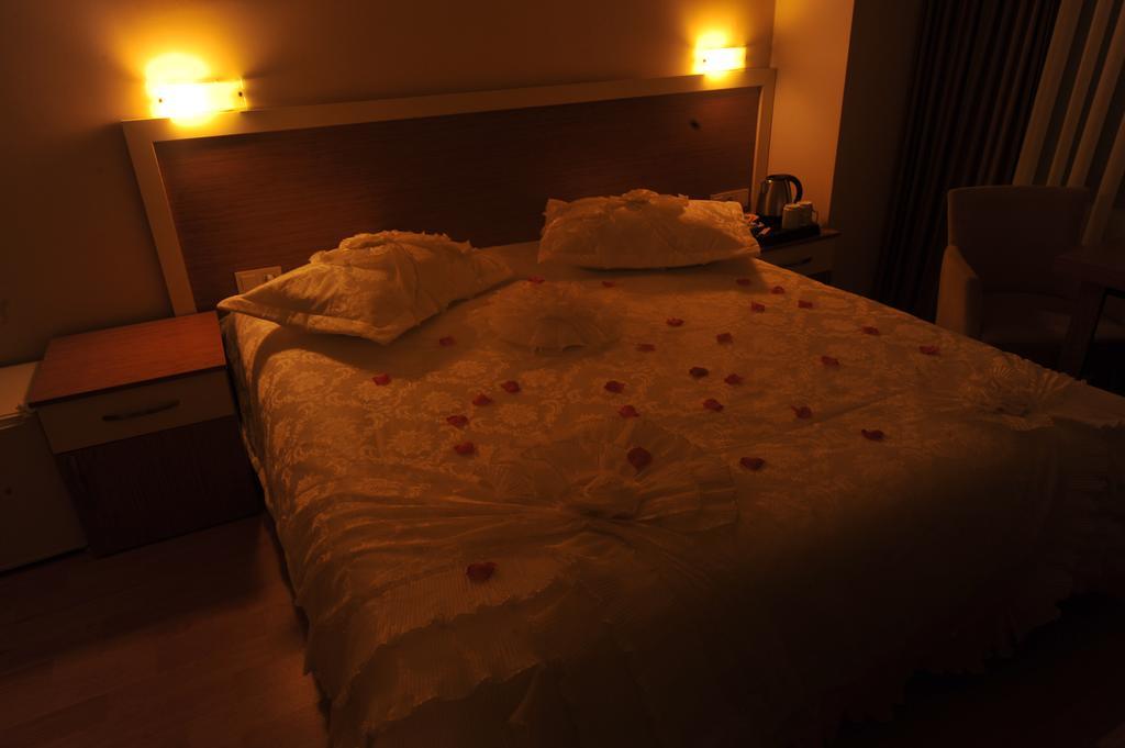 Emsa Palace Hotel Darıca Zewnętrze zdjęcie